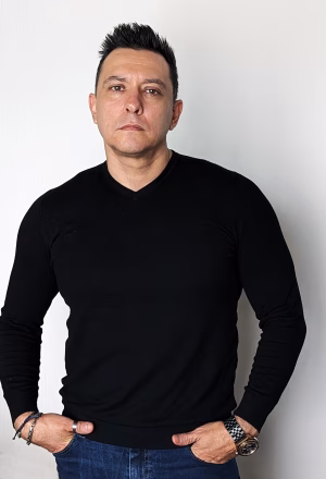 Juan Diego  Rodriguez - Gallery Image 4