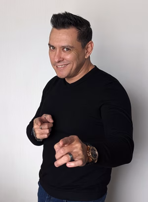 Juan Diego  Rodriguez - Gallery Image 7