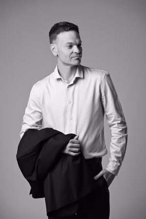 Paul Costa - Project Casting Gallery Image 6 Paul Costa - Gallery Image 6