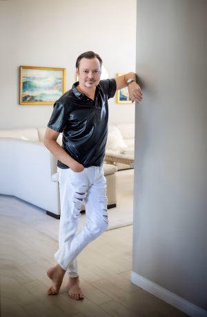 Vince ILLIA - Project Casting Gallery Image 1 Vince ILLIA - Gallery Image 1