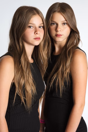 Melissa&Viola TWINS CIGOGNANI - Project Casting Gallery Image 4 Melissa&Viola TWINS CIGOGNANI - Gallery Image 4