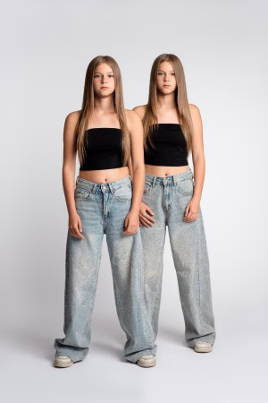 Melissa&Viola TWINS CIGOGNANI - Project Casting Gallery Image 14 Melissa&Viola TWINS CIGOGNANI - Gallery Image 14