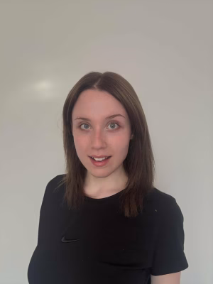 Holly Kelly - Gallery Image 3