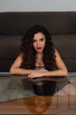 Daniela Sczarnowski - Gallery Image 1