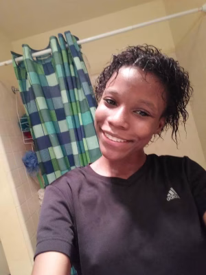 Kierra  Nesbitt - Gallery Image 17