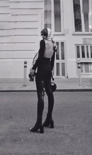 Stephanie Szuszekos - Gallery Image 15