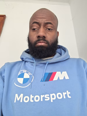 Donnell  HOLMES - Gallery Image 1