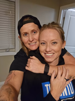 Niki  Jones - Gallery Image 1