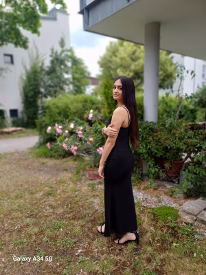 Sarah Jabbari - Project Casting Gallery Image 6 Sarah Jabbari - Gallery Image 6