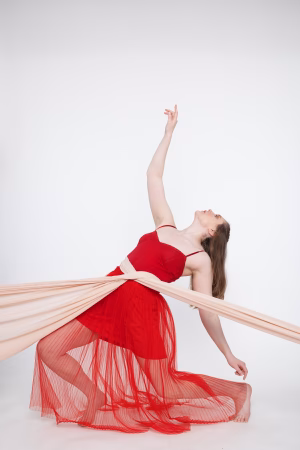 Aimee Watts - Gallery Image 8