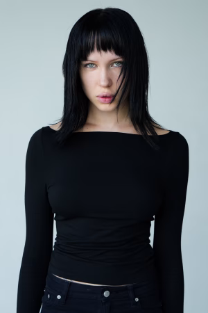 Annabel Okeefe - Project Casting Gallery Image 6 Annabel Okeefe - Gallery Image 6