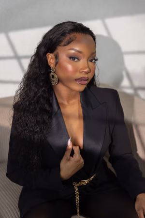 Ebony  Bryan - Gallery Image 5