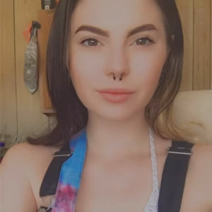 Lydia Evans - Gallery Image 3