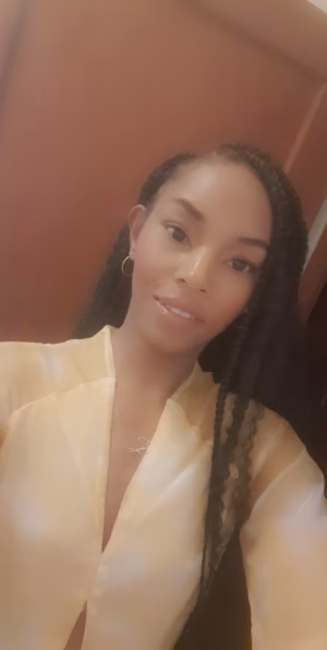 Latoya  Dooley - Gallery Image 4