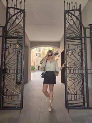 Sarah Mielke - Project Casting Gallery Image 6 Sarah Mielke - Gallery Image 6