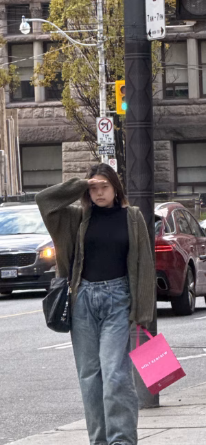 Kaylin Kim - Gallery Image 1