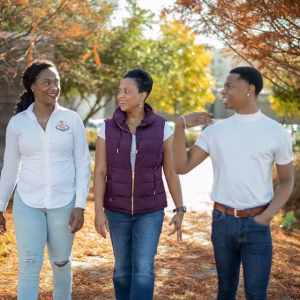 Christopher Holloway - Gallery Image 11