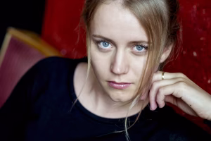 Aline Beetschen - Project Casting Gallery Image 9 Aline Beetschen - Gallery Image 9