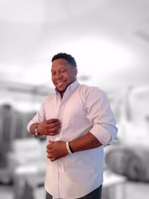 Porter Zarian - Project Casting Gallery Image 6 Porter Zarian - Gallery Image 6