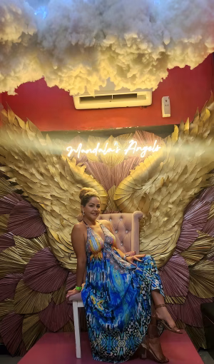 ESTHER CAROSELLI - Project Casting Gallery Image 1 ESTHER CAROSELLI - Gallery Image 1