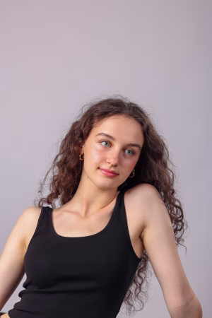 Iulia Rotaru - Project Casting Gallery Image 5 Iulia Rotaru - Gallery Image 5