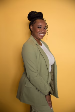 Jazmine Clark - Project Casting Gallery Image 7 Jazmine Clark - Gallery Image 7