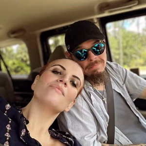 Julie  Bernard - Gallery Image 3