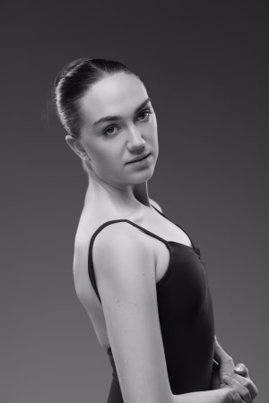 Elizabeth Hillier - Gallery Image 1