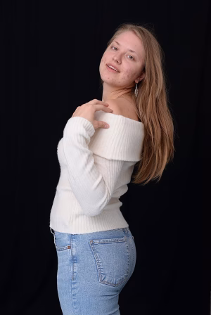 Mina Klassen - Project Casting Gallery Image 14 Mina Klassen - Gallery Image 14