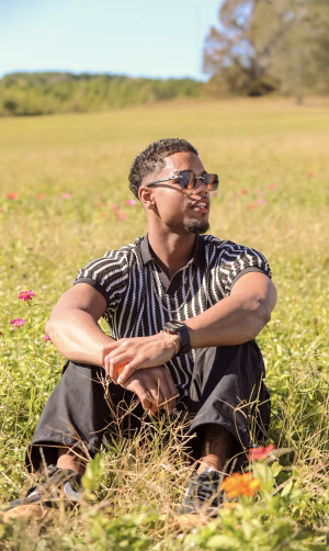 Elijah Mitchell - Gallery Image 1