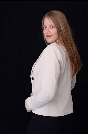 Mina Klassen - Project Casting Gallery Image 8 Mina Klassen - Gallery Image 8