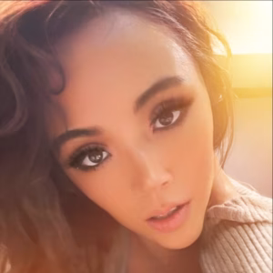 Stephanie Wilson - Project Casting Gallery Image 6 Stephanie Wilson - Gallery Image 6