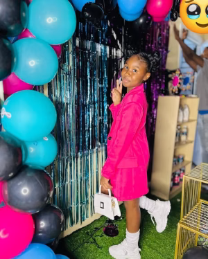 Zarianna  Dennis - Gallery Image 1