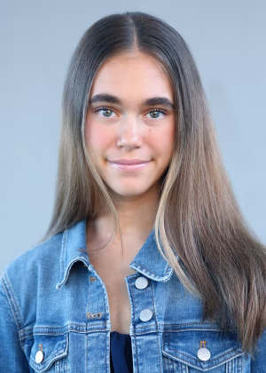 Emma Garrett - Project Casting Gallery Image 6 Emma Garrett - Gallery Image 6