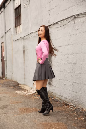 Niki Song - Gallery Image 13