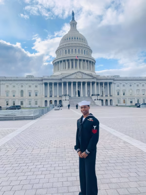 Christopher Holloway - Gallery Image 6