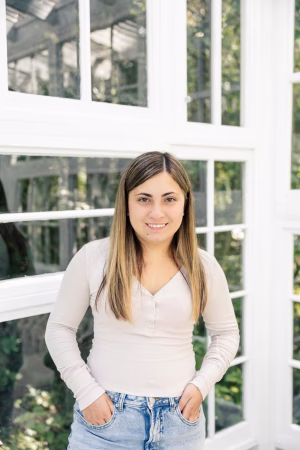 julianna bates - Gallery Image 3