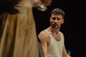 Aristo Plaka - Gallery Image 1