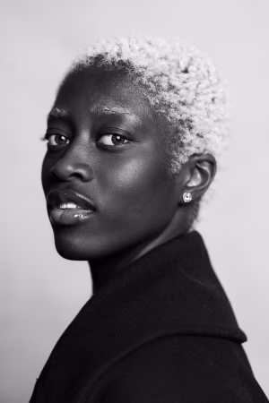 Lia Mendes - Project Casting Gallery Image 10 Lia Mendes - Gallery Image 10