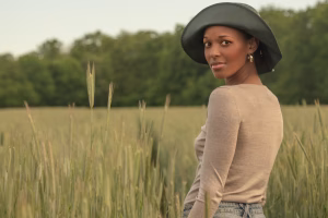 Zani Suttle - Gallery Image 13