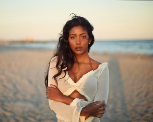 SHANNON HARRIS - Gallery Image 10