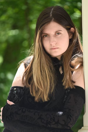 Julia Zielke - Project Casting Gallery Image 3 Julia Zielke - Gallery Image 3