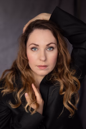 Elina Ruti - Project Casting Gallery Image 1 Elina Ruti - Gallery Image 1