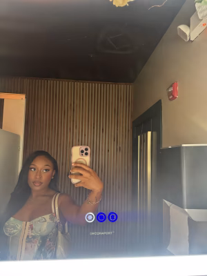 Haleemah Evans - Project Casting Gallery Image 6 Haleemah Evans - Gallery Image 6