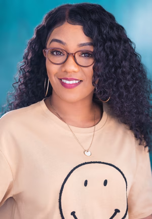 Jonnie Kae - Gallery Image 1