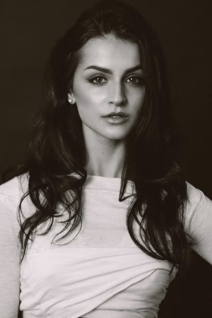 Eloise Eliasen - Project Casting Gallery Image 1 Eloise Eliasen - Gallery Image 1