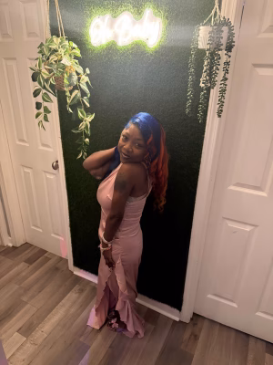 Shalana Cooper - Gallery Image 4