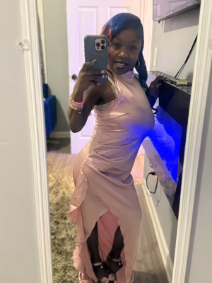 Shalana Cooper - Gallery Image 2