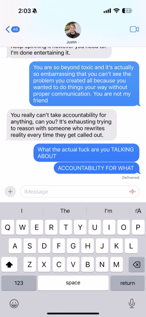 Izzy Albanese - Gallery Image 4