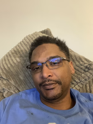 Ollie Lewis - Gallery Image 3